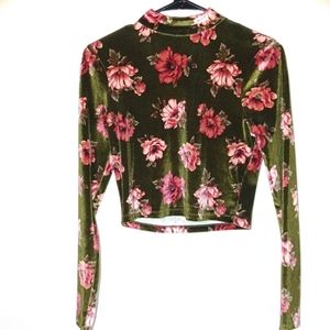 Long sleeve Green Velvet Floral Crop Top